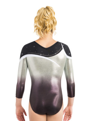 ERVY Wettkampfanzug mit 3/4-Arm, aus Glitzerstoff silber-lila-schwarz, mit Strass
