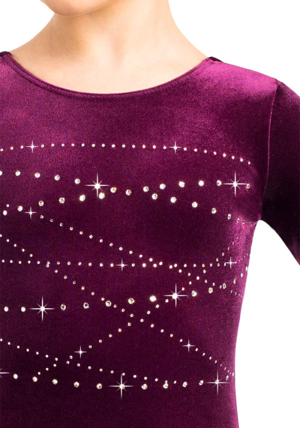 ERVY Turnanzug aus Samt in violett und Strass vorne und hinten