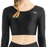 Unisex langarm Top bauchfrei und in Schwarz. Fitnesstop mit Rundhals.